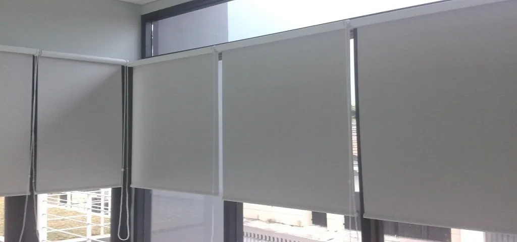 roller blinds out door